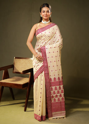 Cream Assam Silk Saree With Blouse Piece