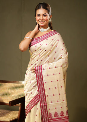 Cream Assam Silk Saree With Blouse Piece