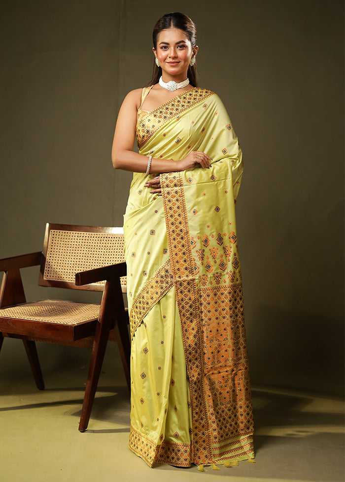 Green Assam Silk Saree With Blouse Piece