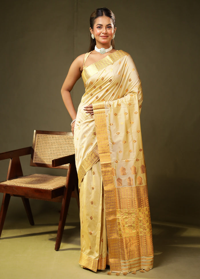 Cream Assam Silk Saree With Blouse Piece
