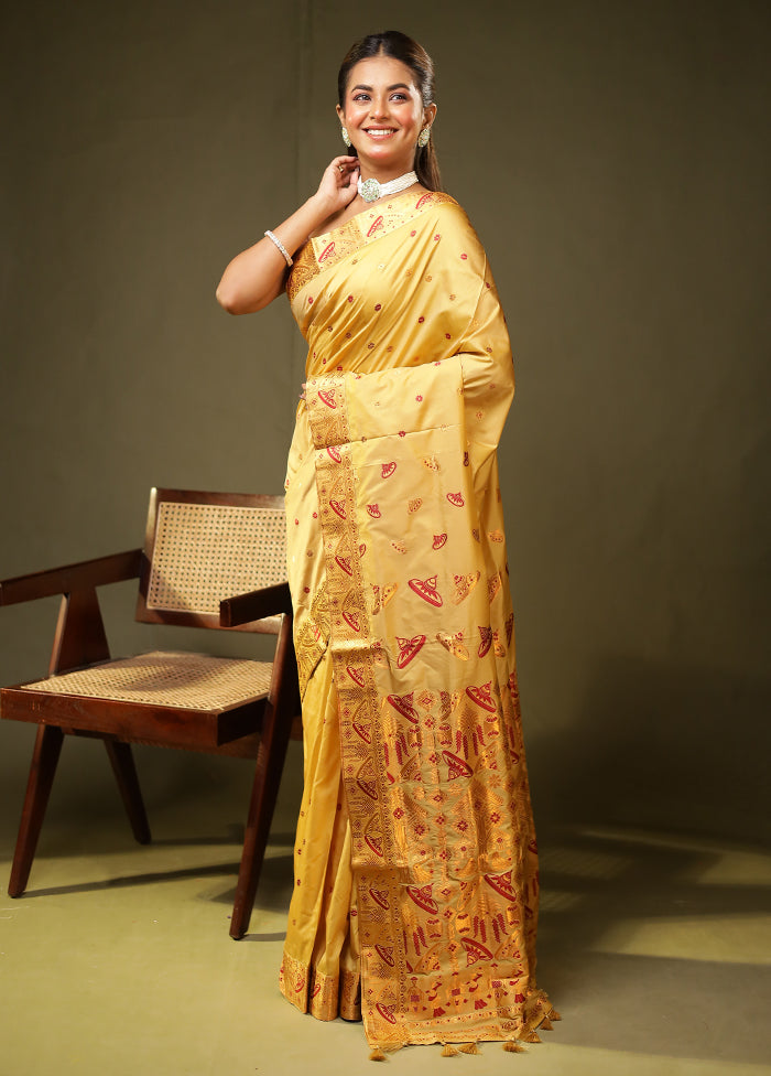 Cream Assam Silk Saree With Blouse Piece