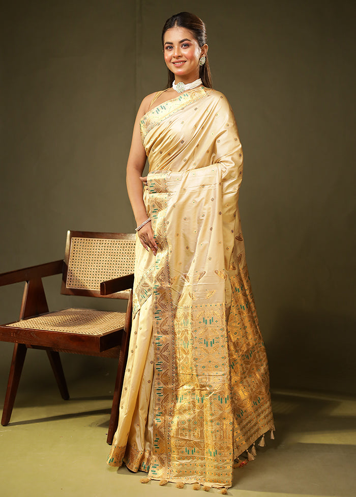 Cream Assam Silk Saree With Blouse Piece