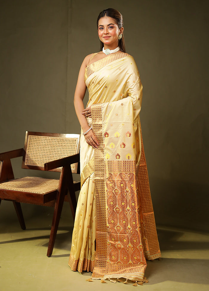 Cream Assam Silk Saree With Blouse Piece