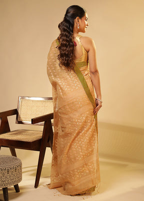 Peach Matka Silk Saree With Blouse Piece