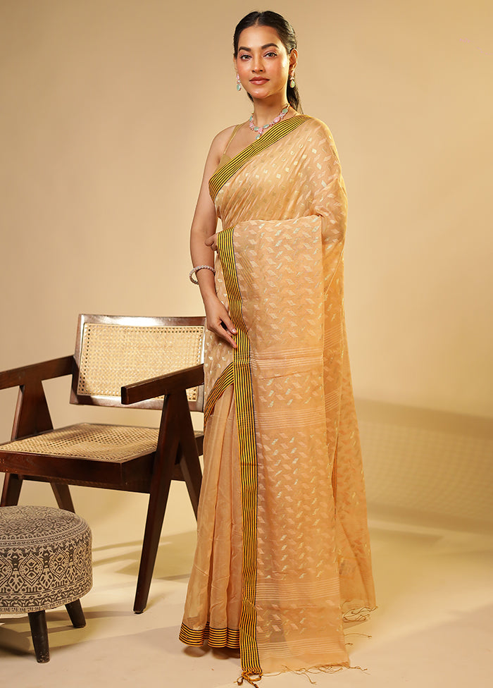 Peach Matka Silk Saree With Blouse Piece