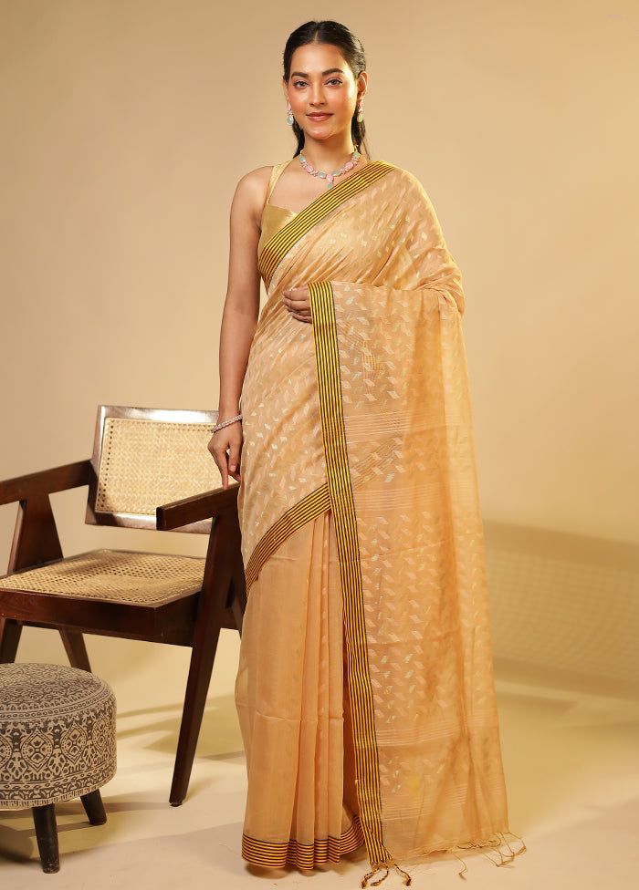 Cream Matka Silk Saree With Blouse Piece