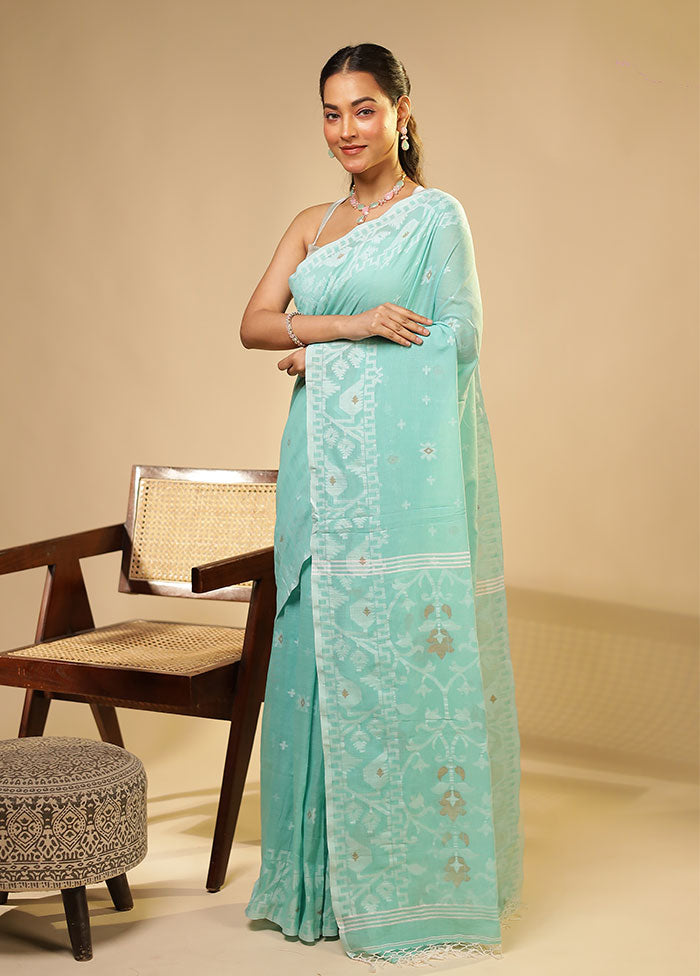 Green Matka Silk Saree With Blouse Piece
