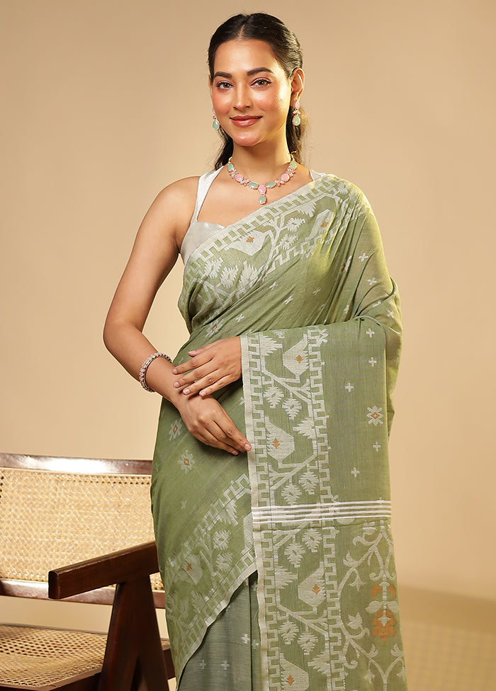 Green Matka Silk Saree With Blouse Piece