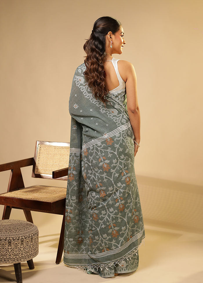 Green Matka Silk Saree With Blouse Piece