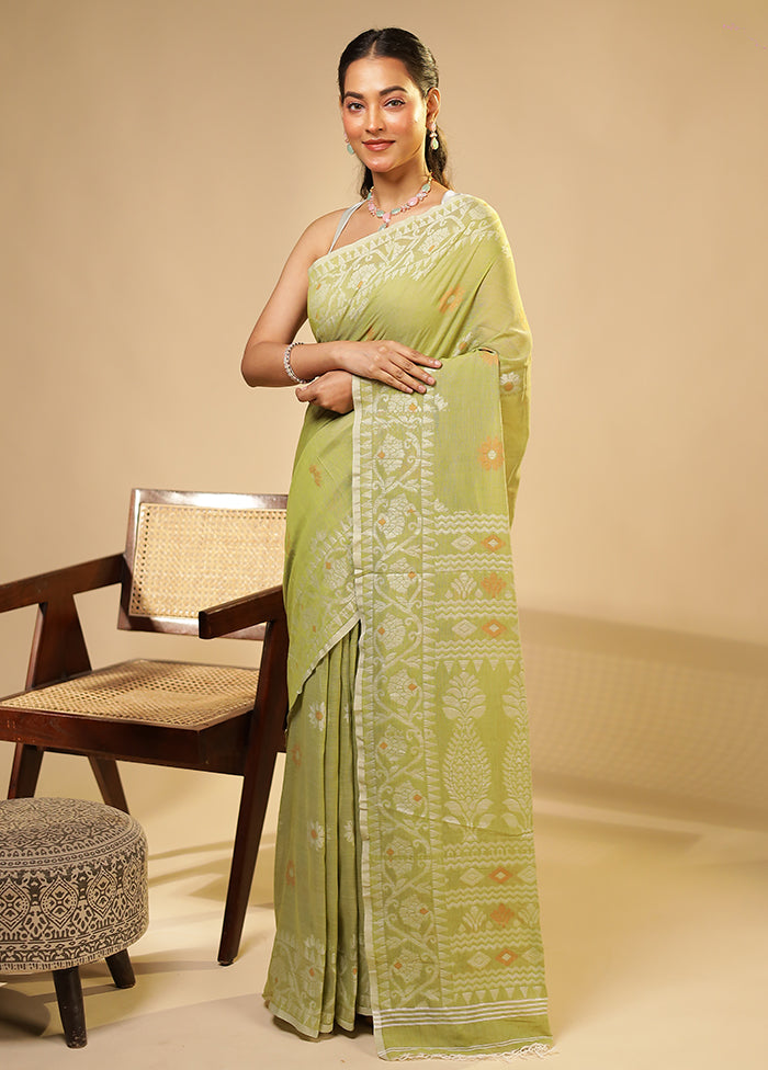 Green Matka Silk Saree With Blouse Piece