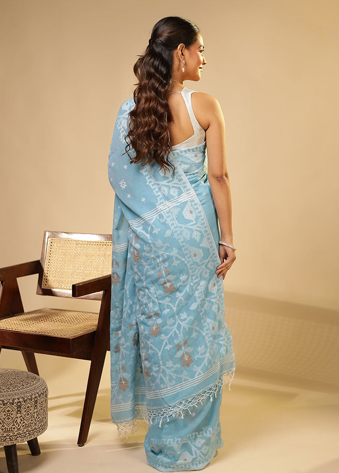 Blue Matka Silk Saree With Blouse Piece