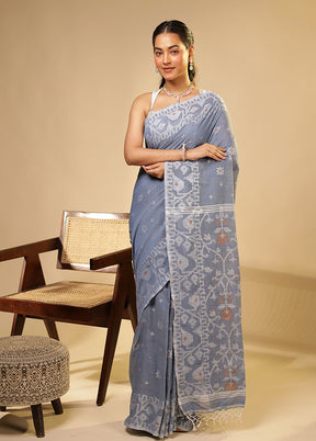 Blue Matka Silk Saree With Blouse Piece