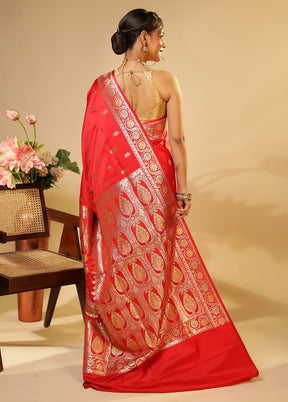 Red Handloom Banarasi Pure Silk Saree With Blouse Piece