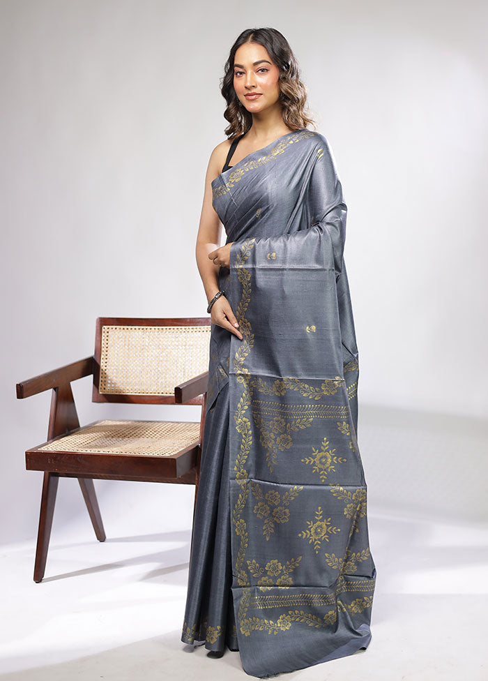 Grey Handloom Tussar Pure Silk Saree With Blouse Piece