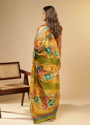Multicolor Printed Pure Silk Saree With Blouse Piece
