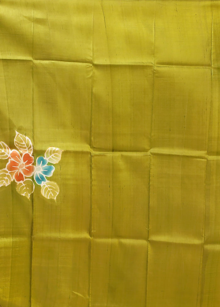 Multicolor Printed Pure Silk Saree With Blouse Piece