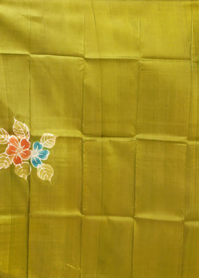 Multicolor Printed Pure Silk Saree With Blouse Piece