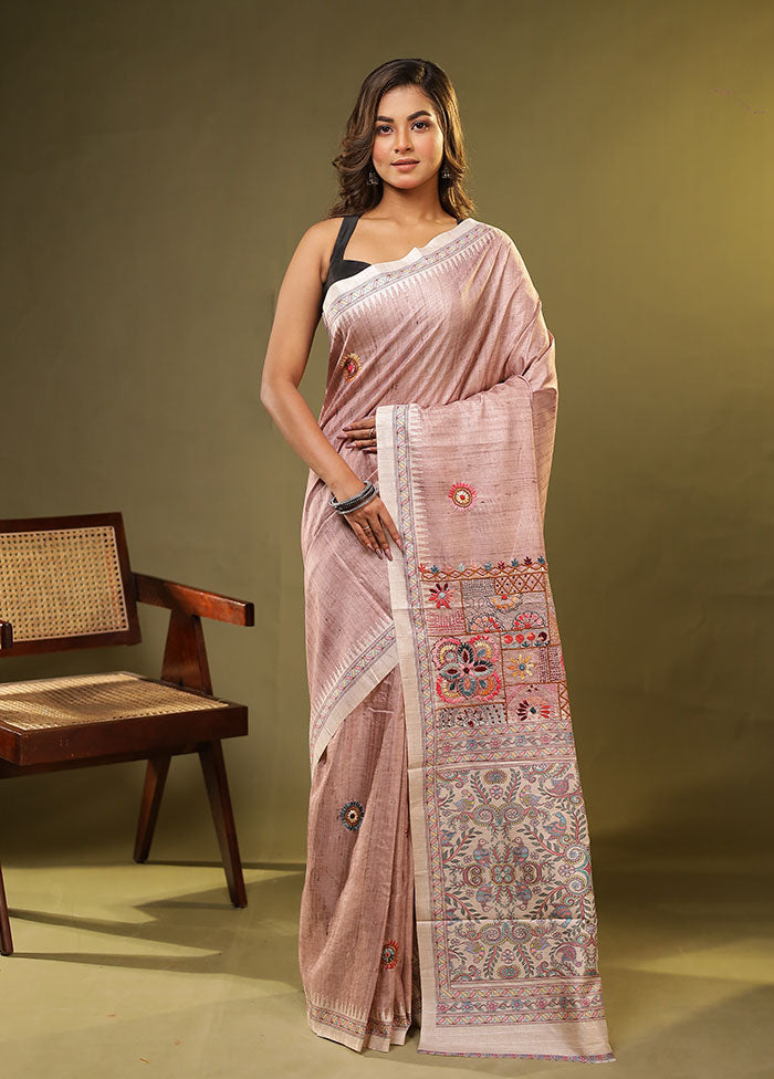 Cream Tussar Silk Saree With Blouse Piece