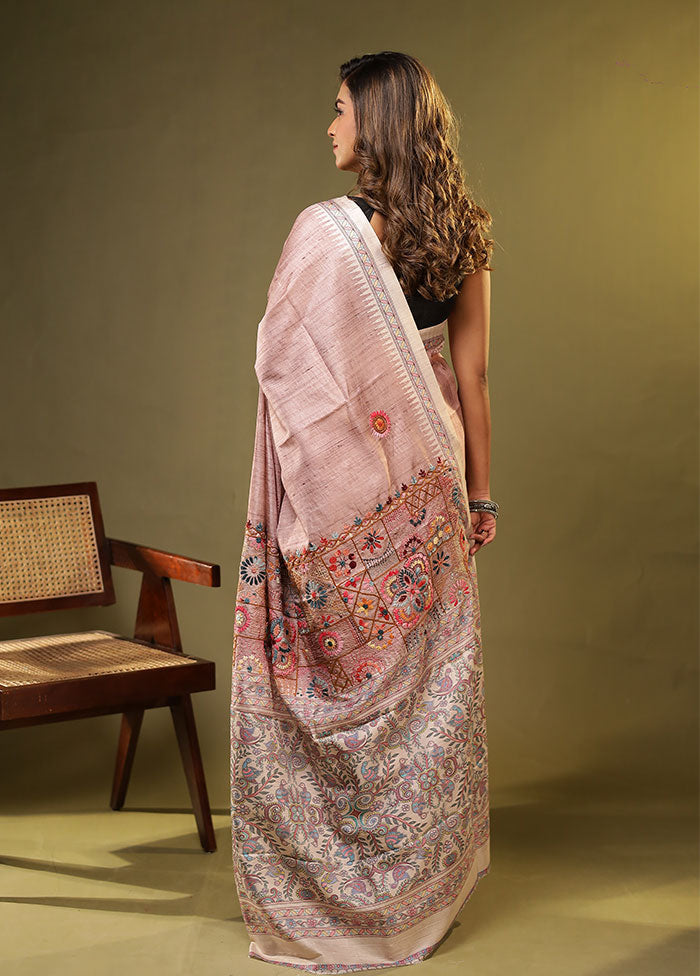 Cream Tussar Silk Saree With Blouse Piece