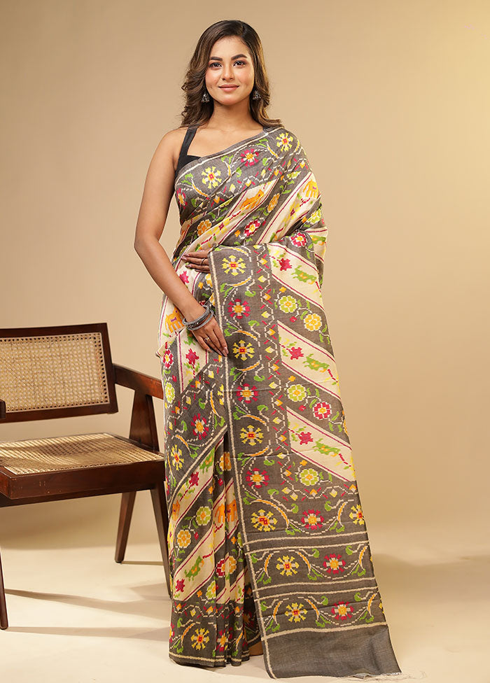 Cream Printed Pure Silk Saree Without Blouse Piece