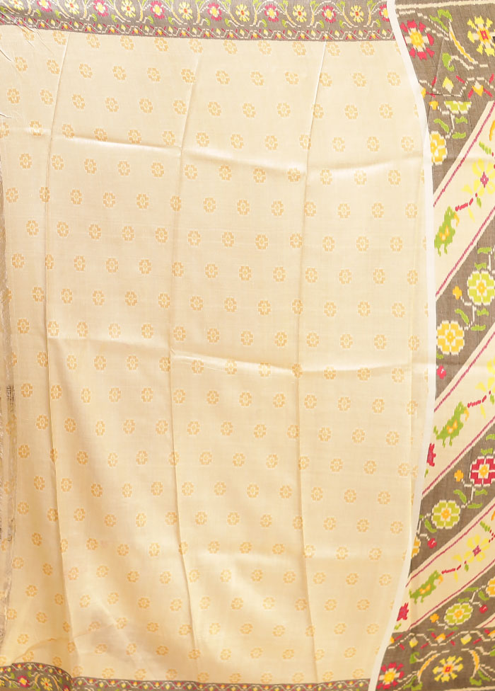 Cream Printed Pure Silk Saree Without Blouse Piece