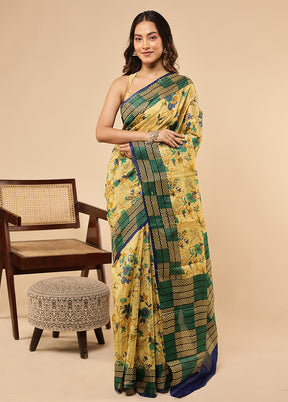 Cream Printed Pure Silk Saree With Blouse Piece