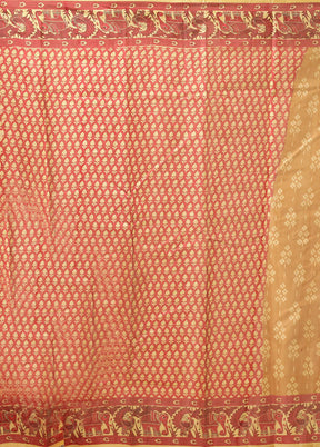 Cream Printed Pure Silk Saree With Blouse Piece