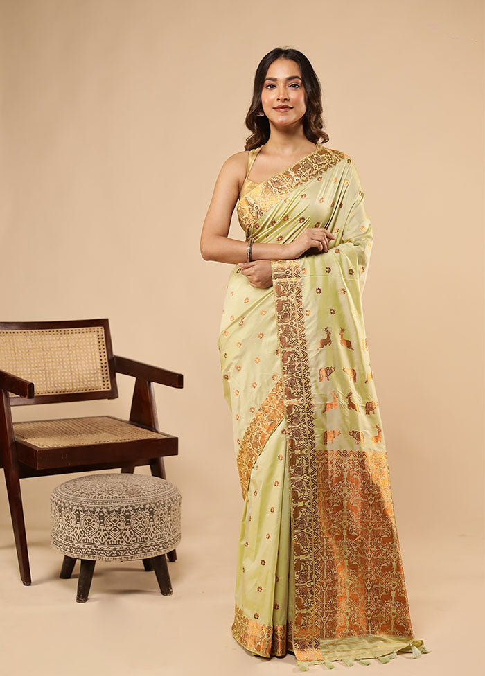 Green Assam Silk Saree With Blouse Piece