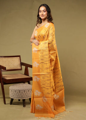 Yellow Dupion Silk Saree With Blouse Piece