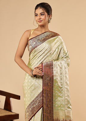 Green Banarasi Silk Saree With Blouse Piece