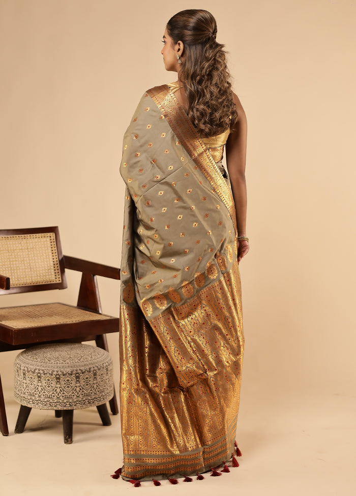 Green Assam Silk Saree With Blouse Piece