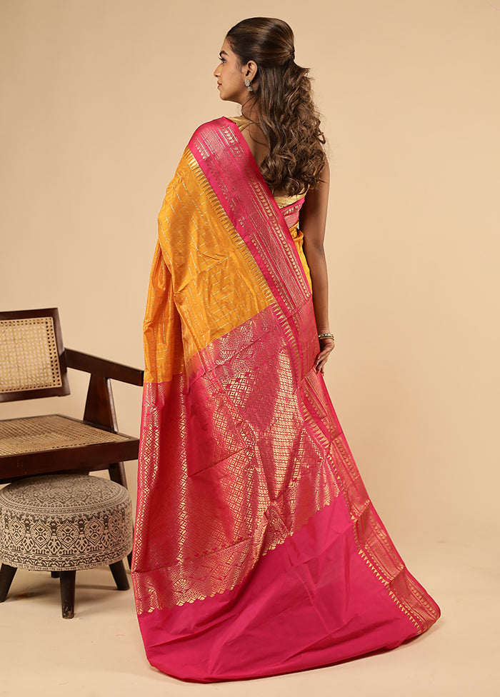 Yellow Handloom Kanjivaram Pure Silk Saree With Blouse Piece