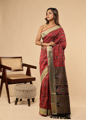 Red Dupion Silk Saree With Blouse Piece
