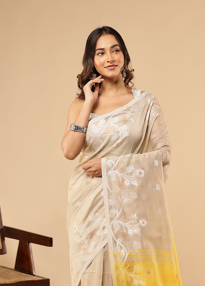 Yellow Matka Silk Saree With Blouse Piece