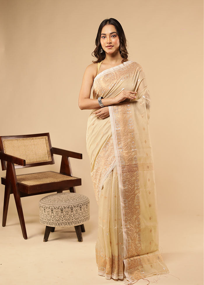Cream Matka Silk Saree With Blouse Piece