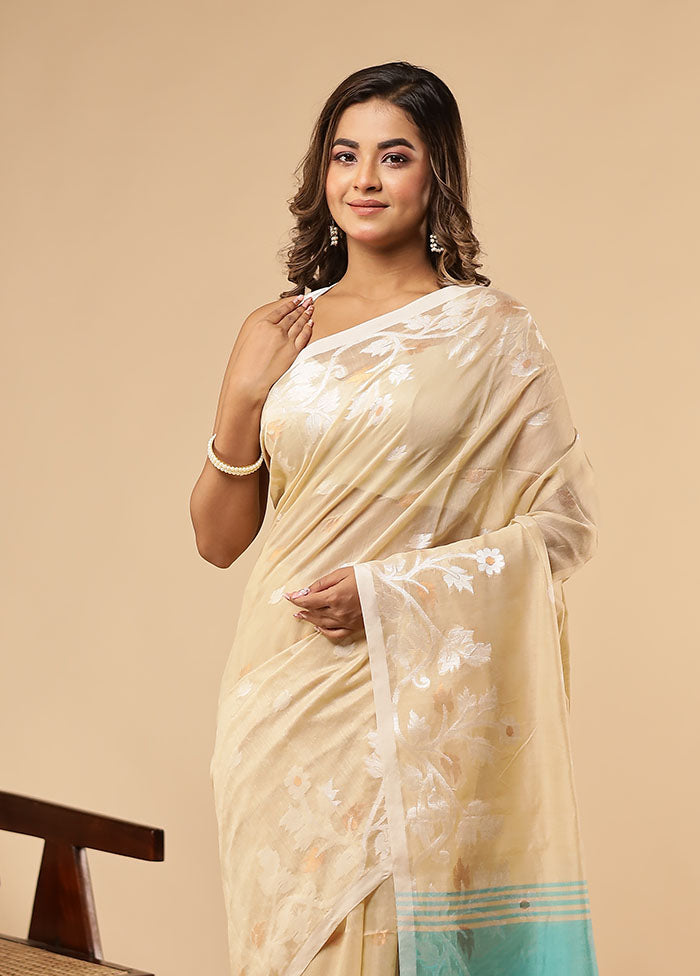 Green Matka Silk Saree With Blouse Piece