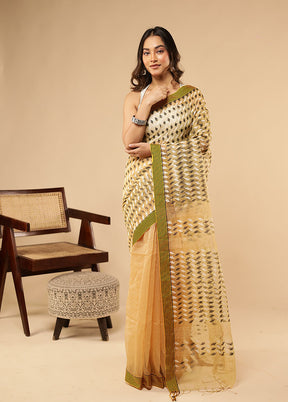 Yellow Matka Silk Saree With Blouse Piece