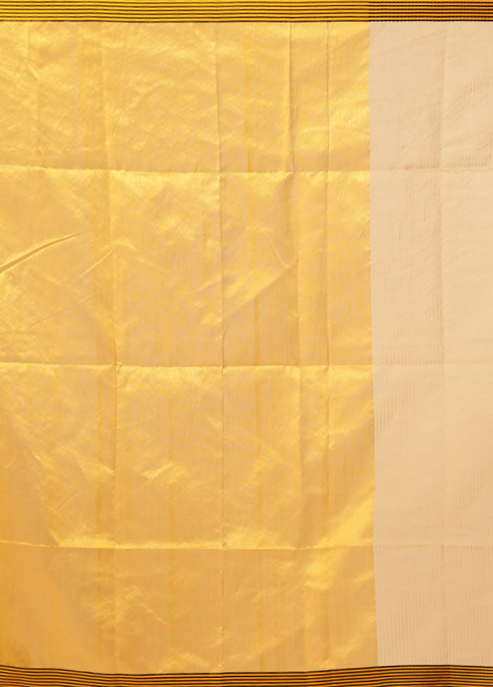 Yellow Matka Silk Saree With Blouse Piece