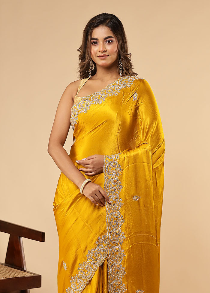 Yellow Handloom Pure Georgette Saree With Blouse Piece
