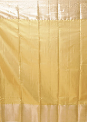 Yellow Kanjivaram Silk Saree With Blouse Piece