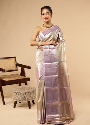 Gold Kanjivaram Silk Saree With Blouse Piece