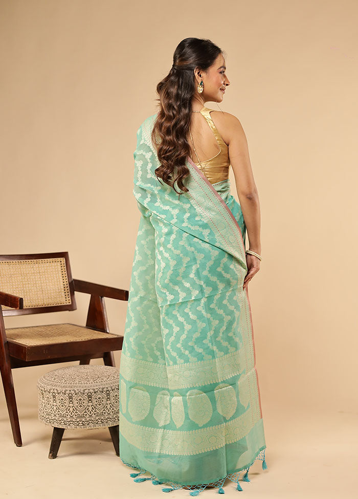 Green Kora Silk Saree With Blouse Piece