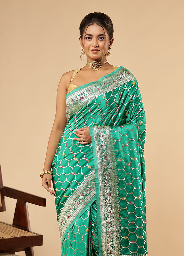 Green Dupion Silk Saree With Blouse Piece
