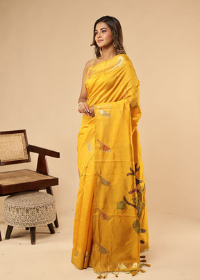 Yellow Linen Silk Saree With Blouse Piece