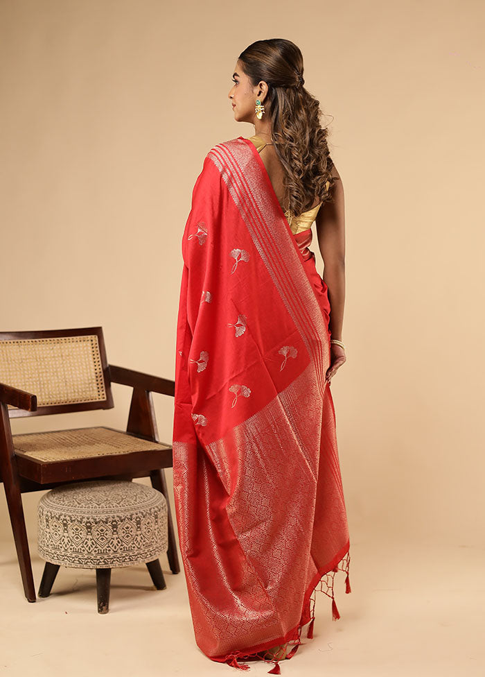 Red Dupion Silk Saree With Blouse Piece