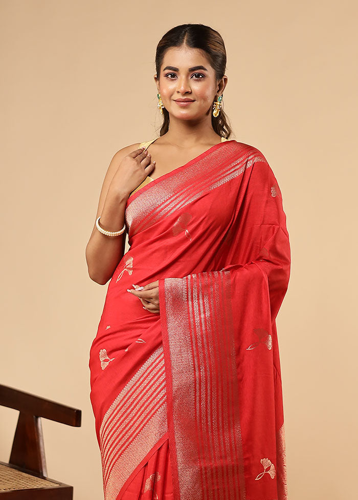 Red Dupion Silk Saree With Blouse Piece
