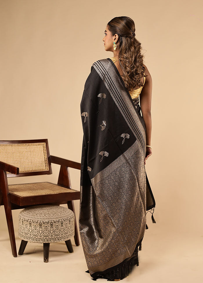 Black Dupion Silk Saree With Blouse Piece