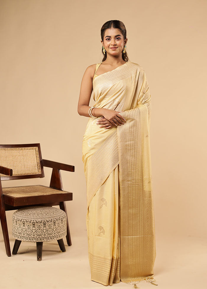 Cream Dupion Silk Saree With Blouse Piece