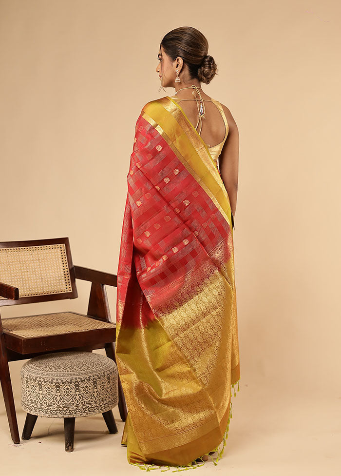 Red Handloom Kanjivaram Pure Silk Saree With Blouse Piece