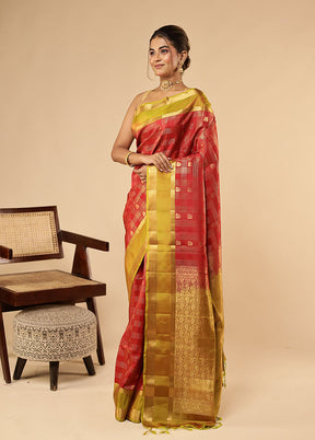 Red Handloom Kanjivaram Pure Silk Saree With Blouse Piece